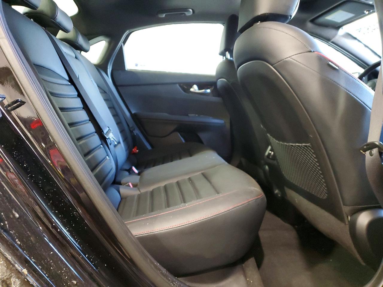 2023 KIA FORTE GT photo 10