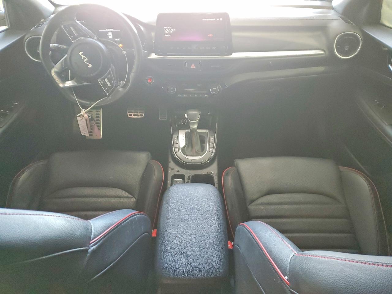 2023 KIA FORTE GT photo 8