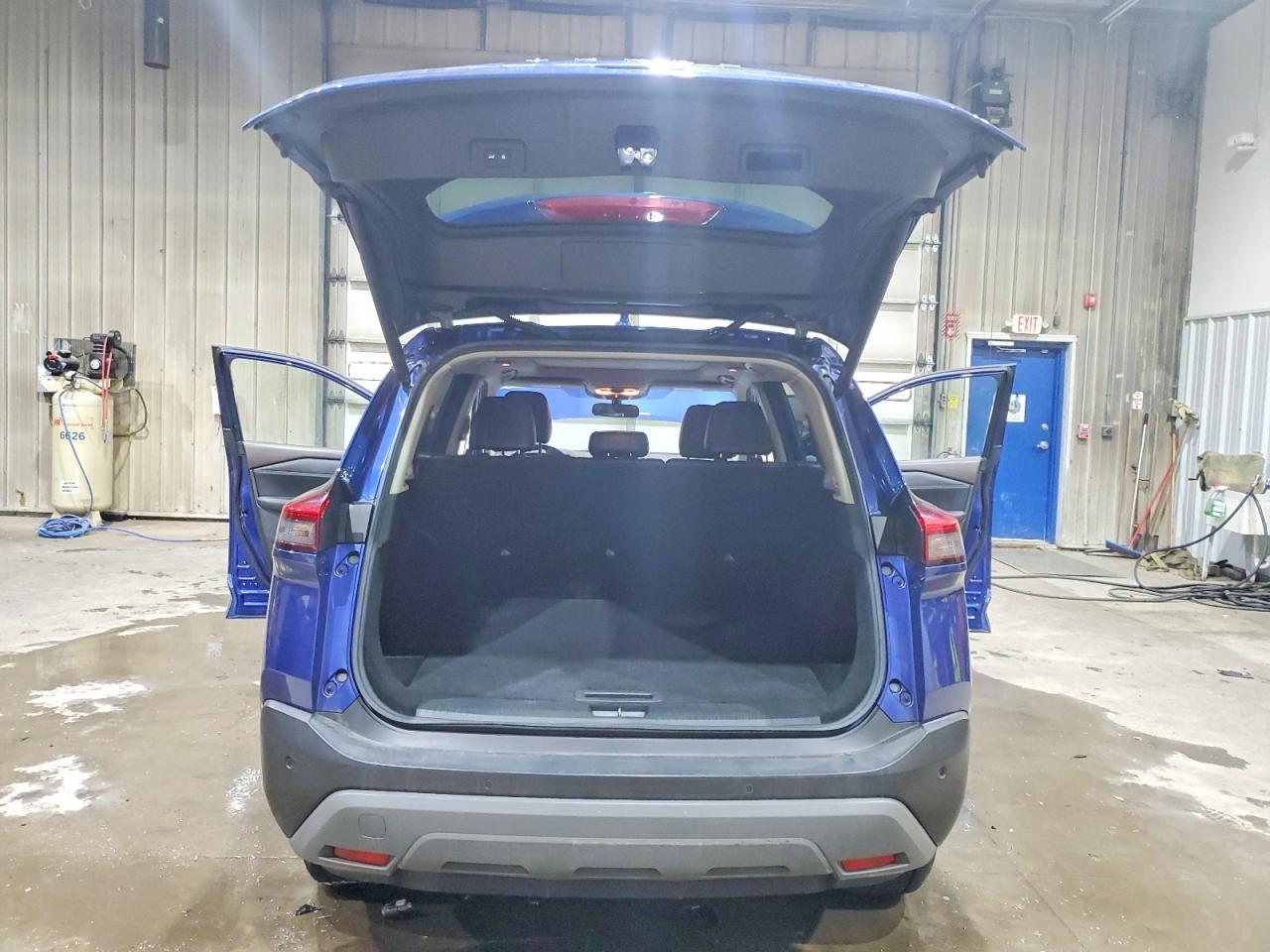 2021 NISSAN ROGUE SV photo 11