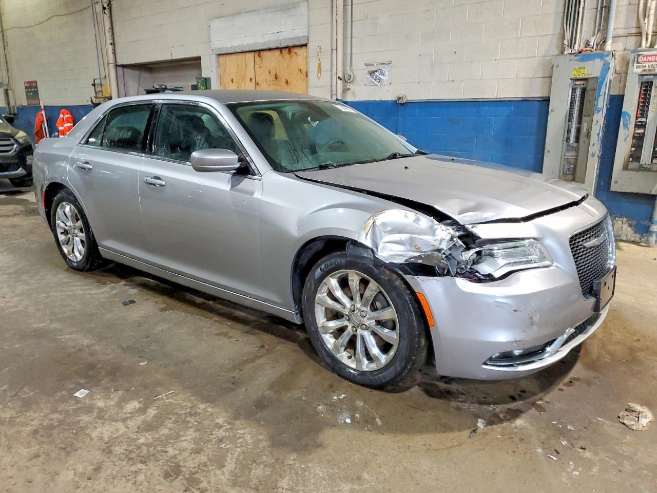 2015 CHRYSLER 300 LIMITED photo 7