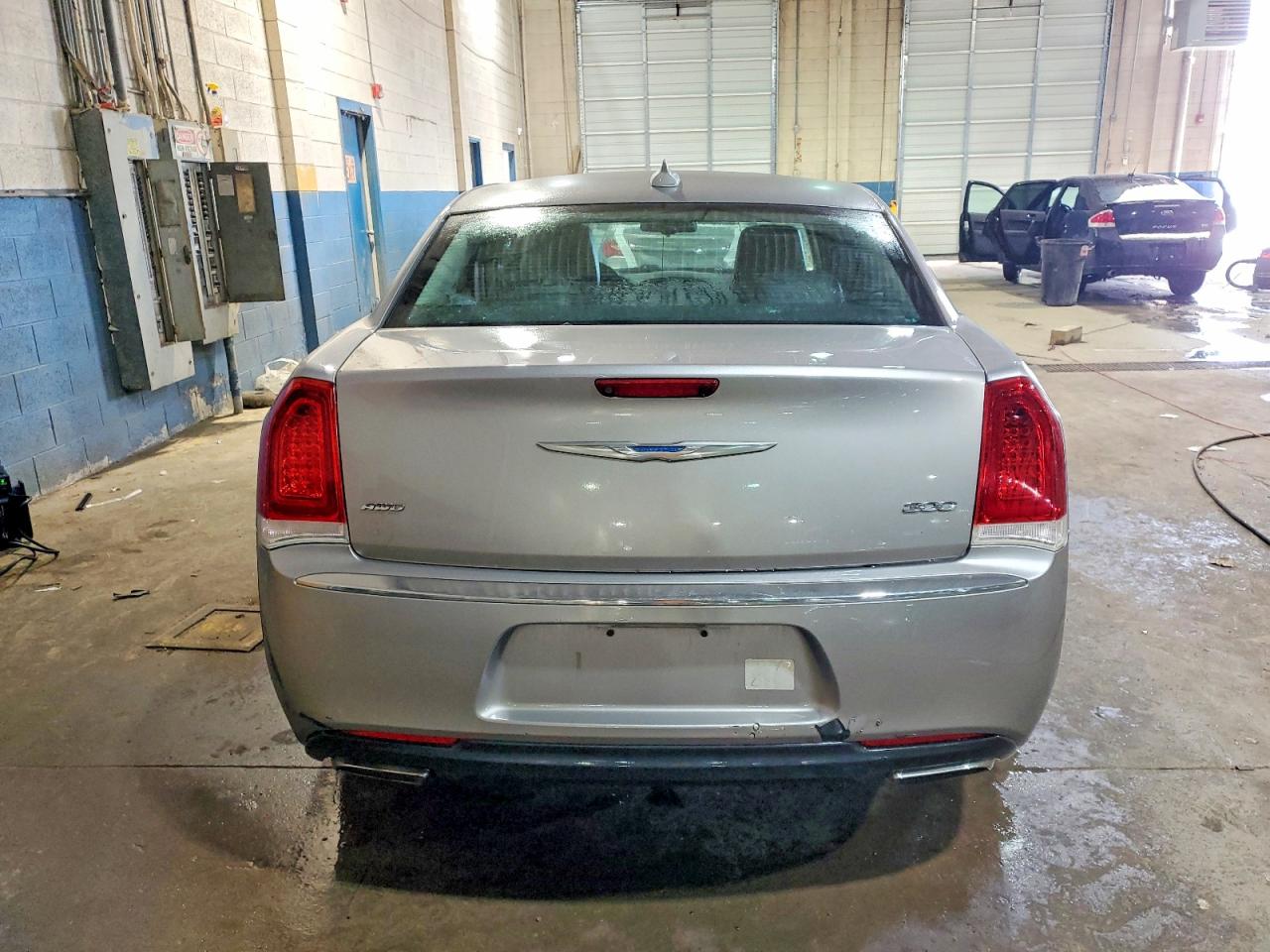 2015 CHRYSLER 300 LIMITED photo 11