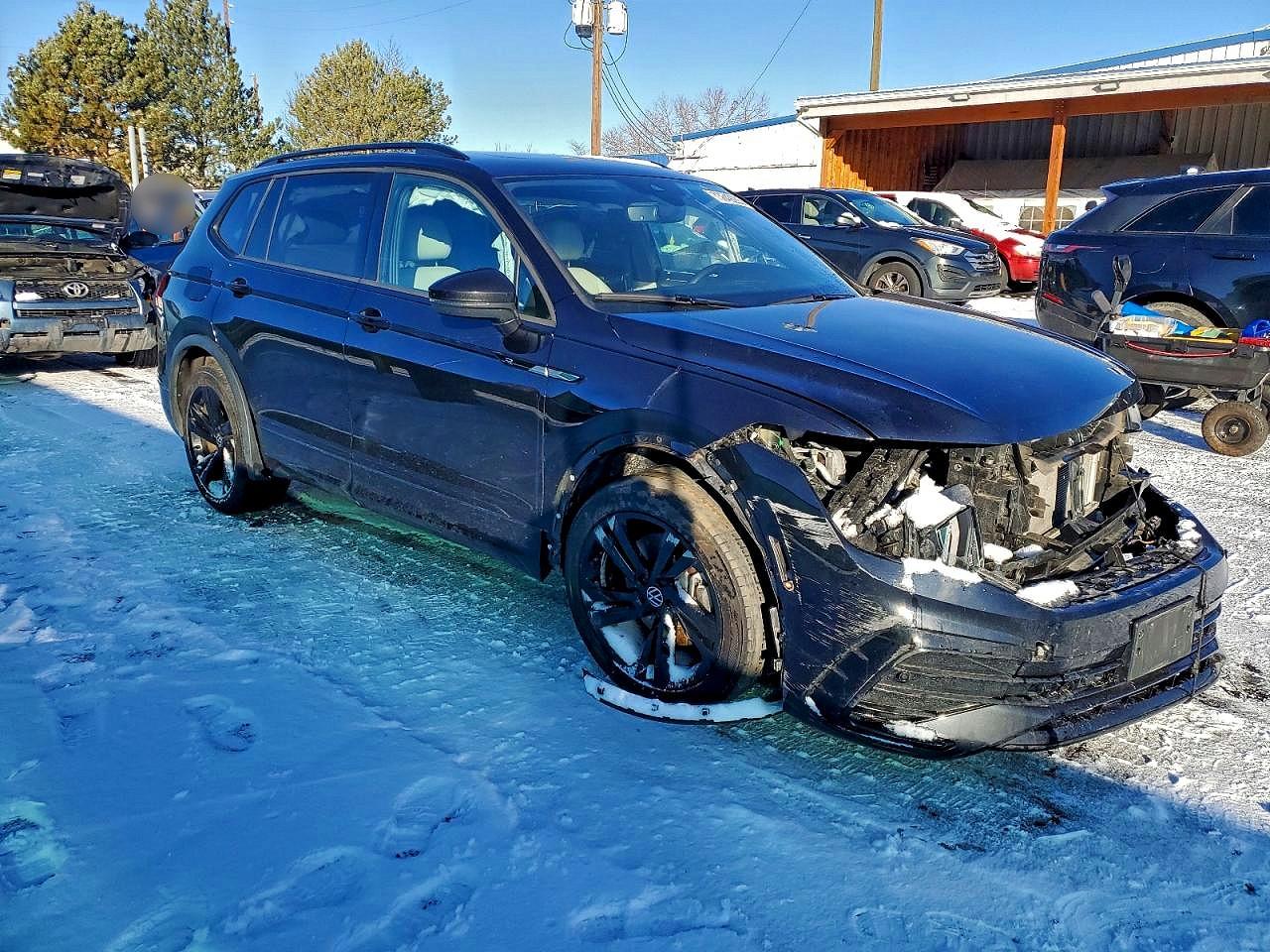 2024 VOLKSWAGEN TIGUAN SE R-LINE BLACK photo 4