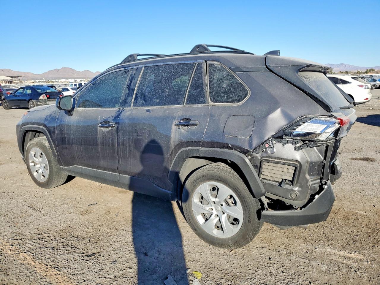 2019 TOYOTA RAV4 LE photo 3