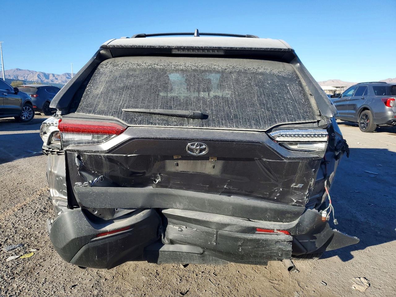 2019 TOYOTA RAV4 LE photo 11
