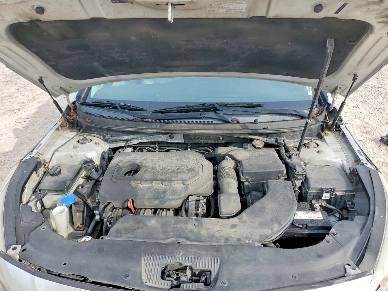 2015 HYUNDAI SONATA SE photo 11
