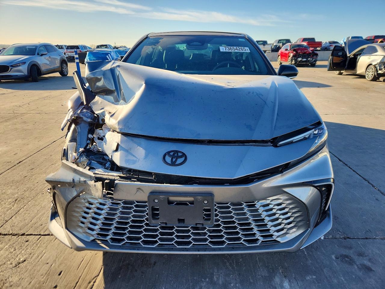 2025 TOYOTA CAMRY XSE photo 5