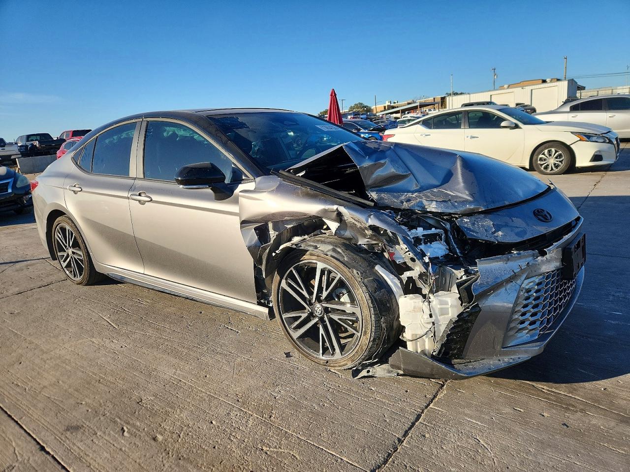 2025 TOYOTA CAMRY XSE photo 4