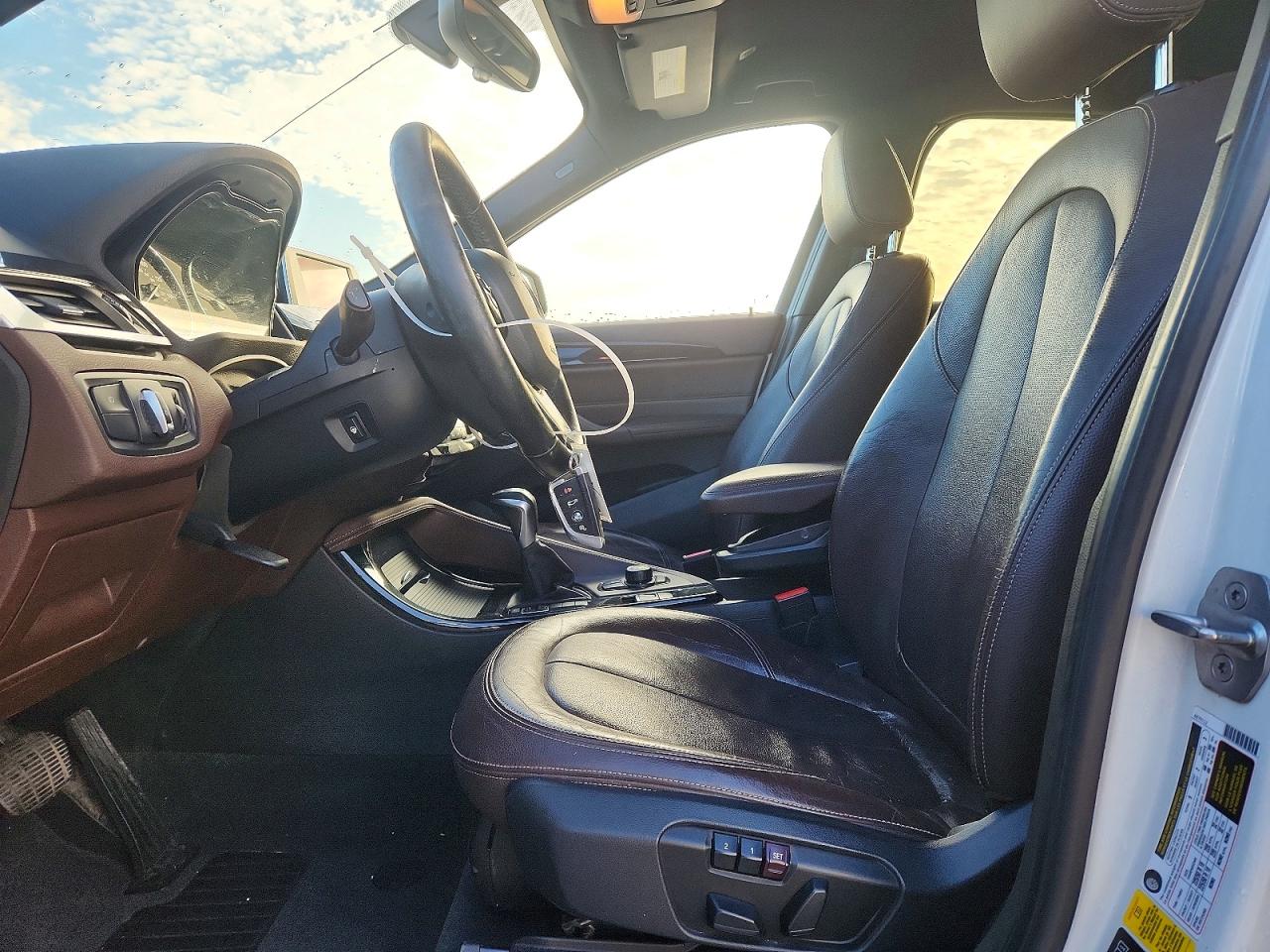 2016 BMW X1 XDRIVE28I photo 13