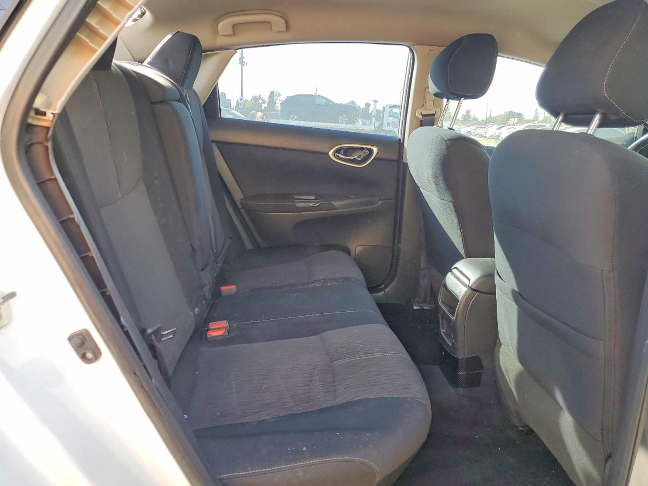 2015 NISSAN SENTRA S photo 37