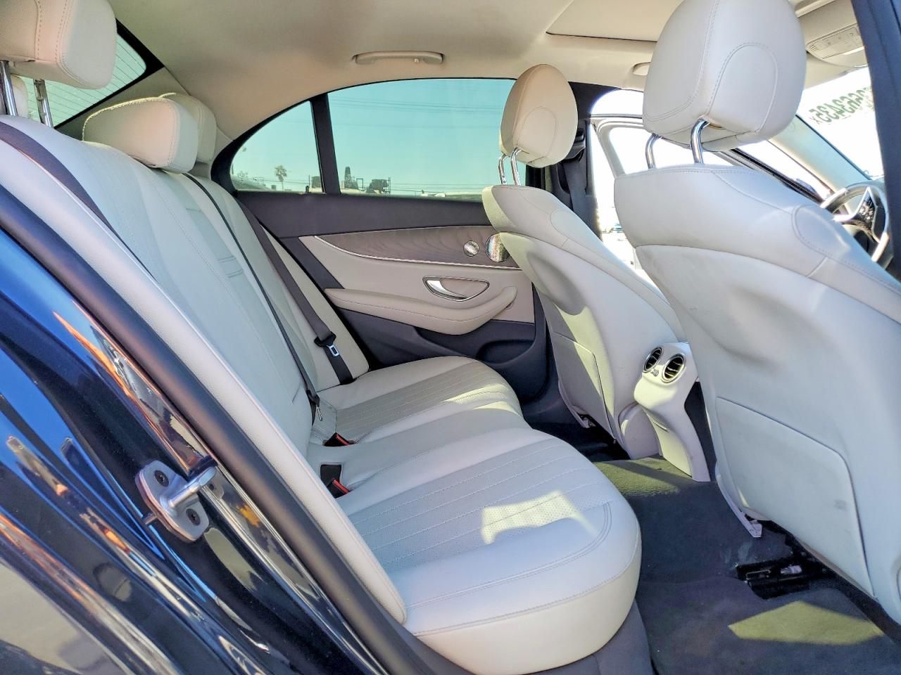 2022 MERCEDES-BENZ E 350 photo 10