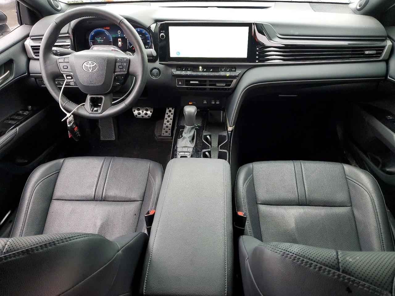2025 TOYOTA CAMRY XSE photo 8
