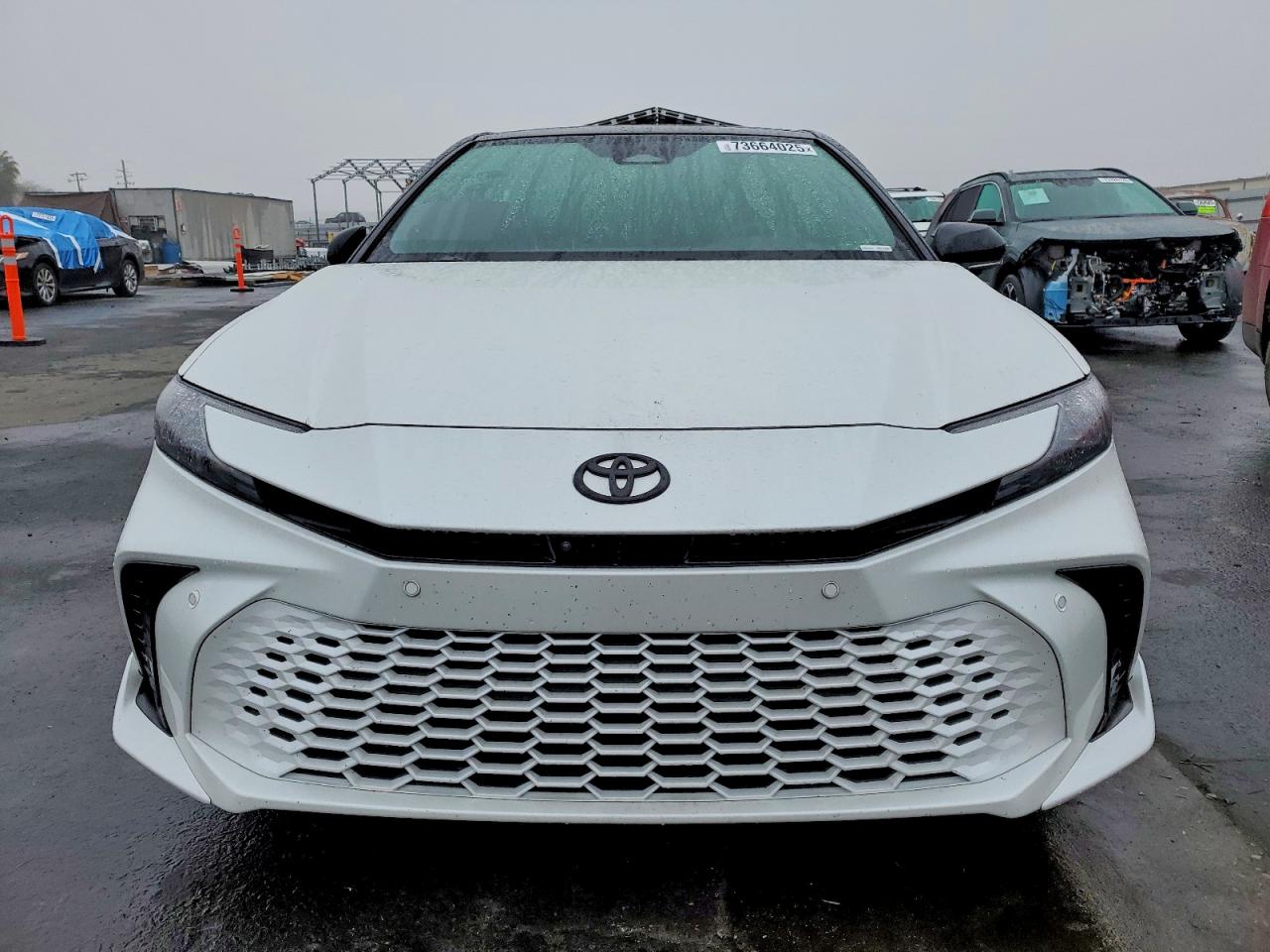 2025 TOYOTA CAMRY XSE photo 5