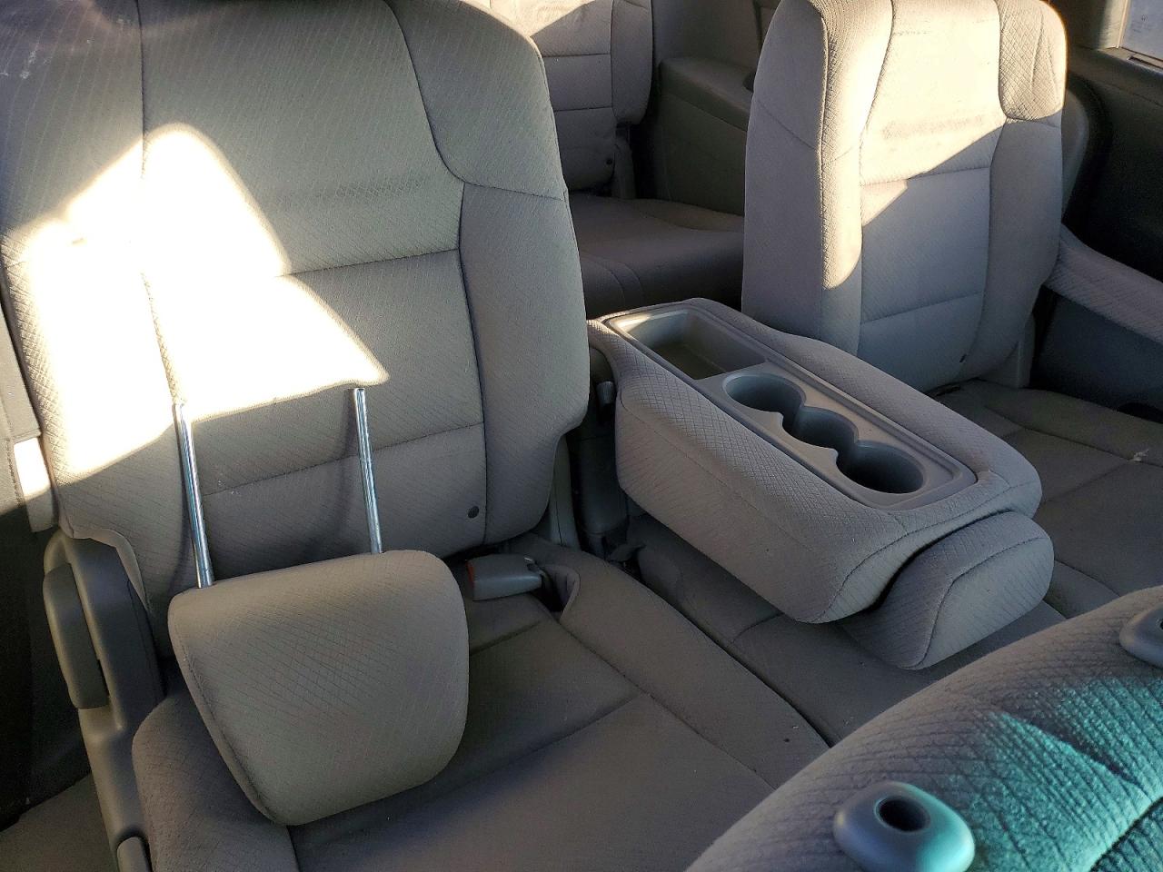 2014 HONDA ODYSSEY EX photo 11