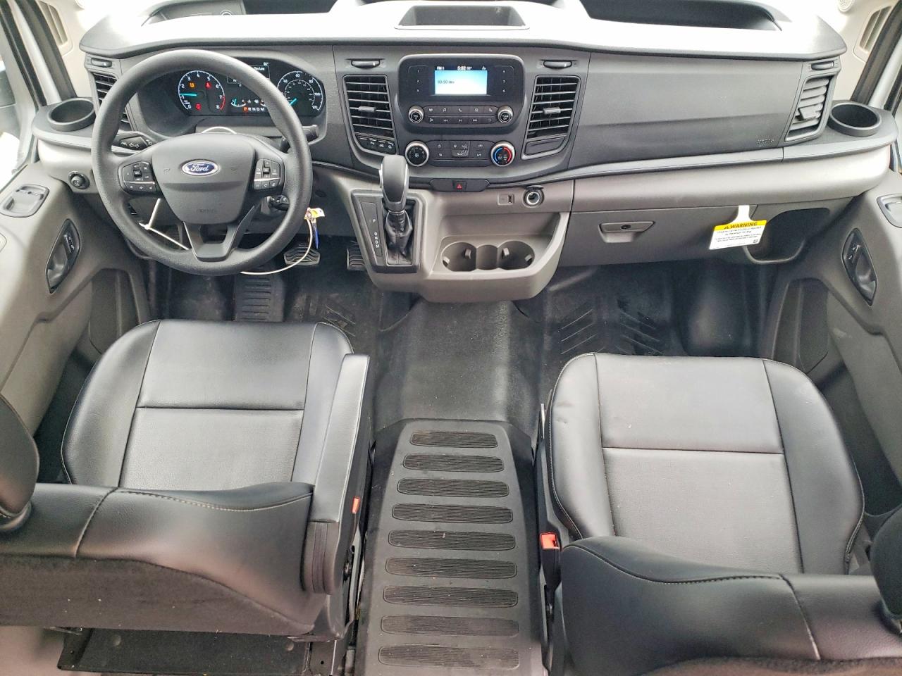 2025 FORD TRANSIT 250 DELIVERY VAN photo 8