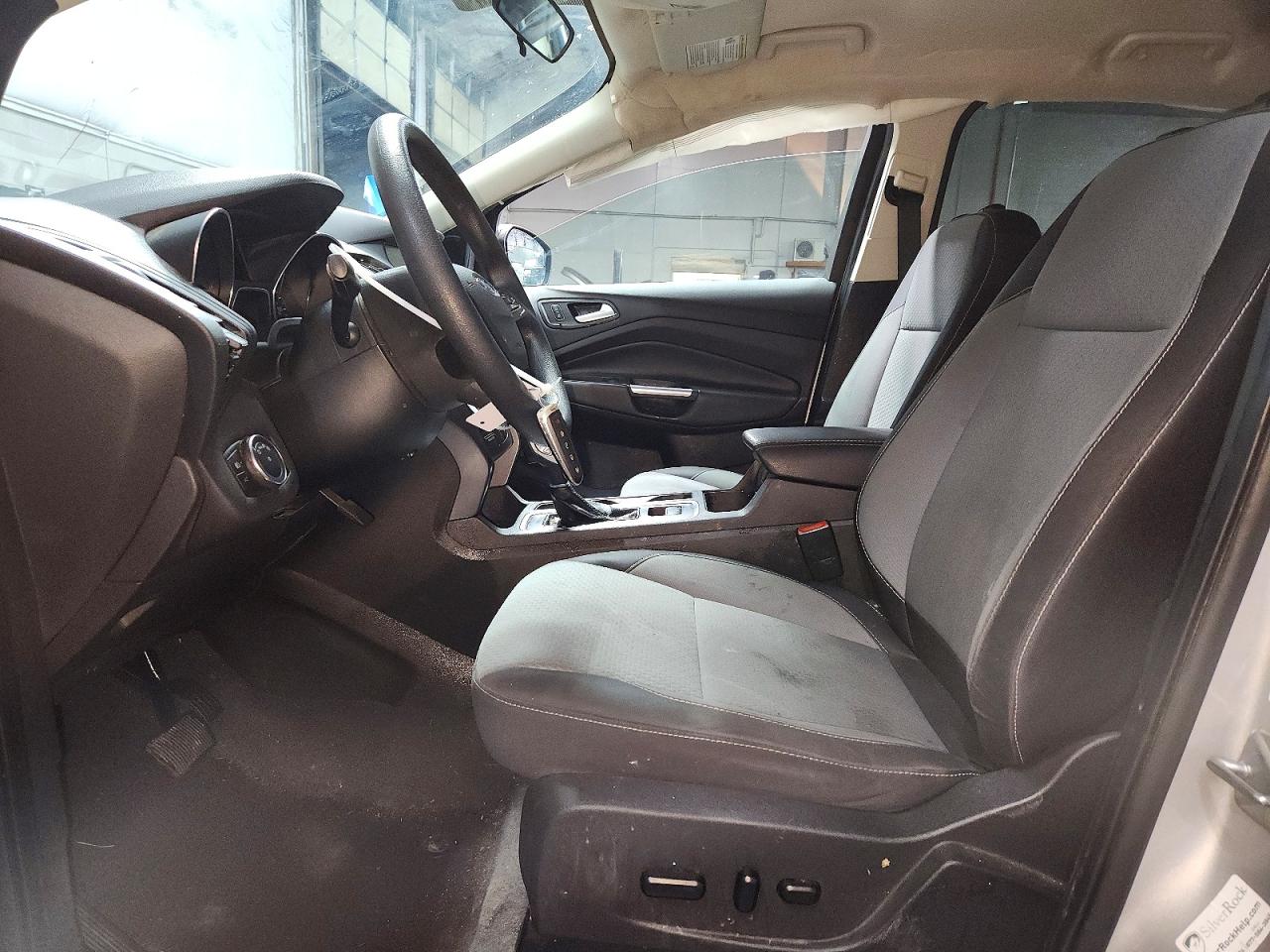 2019 FORD ESCAPE SE photo 19