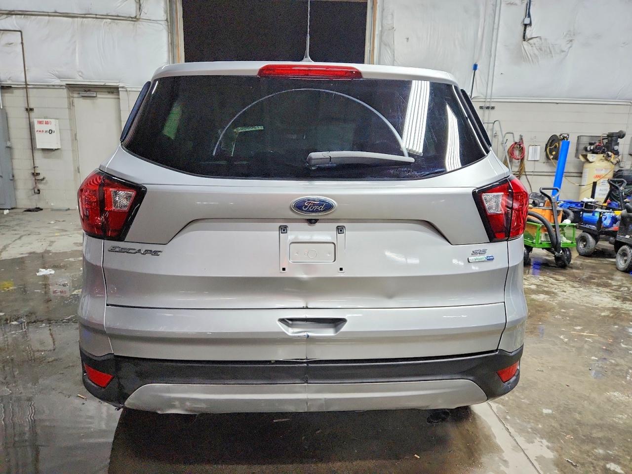 2019 FORD ESCAPE SE photo 16