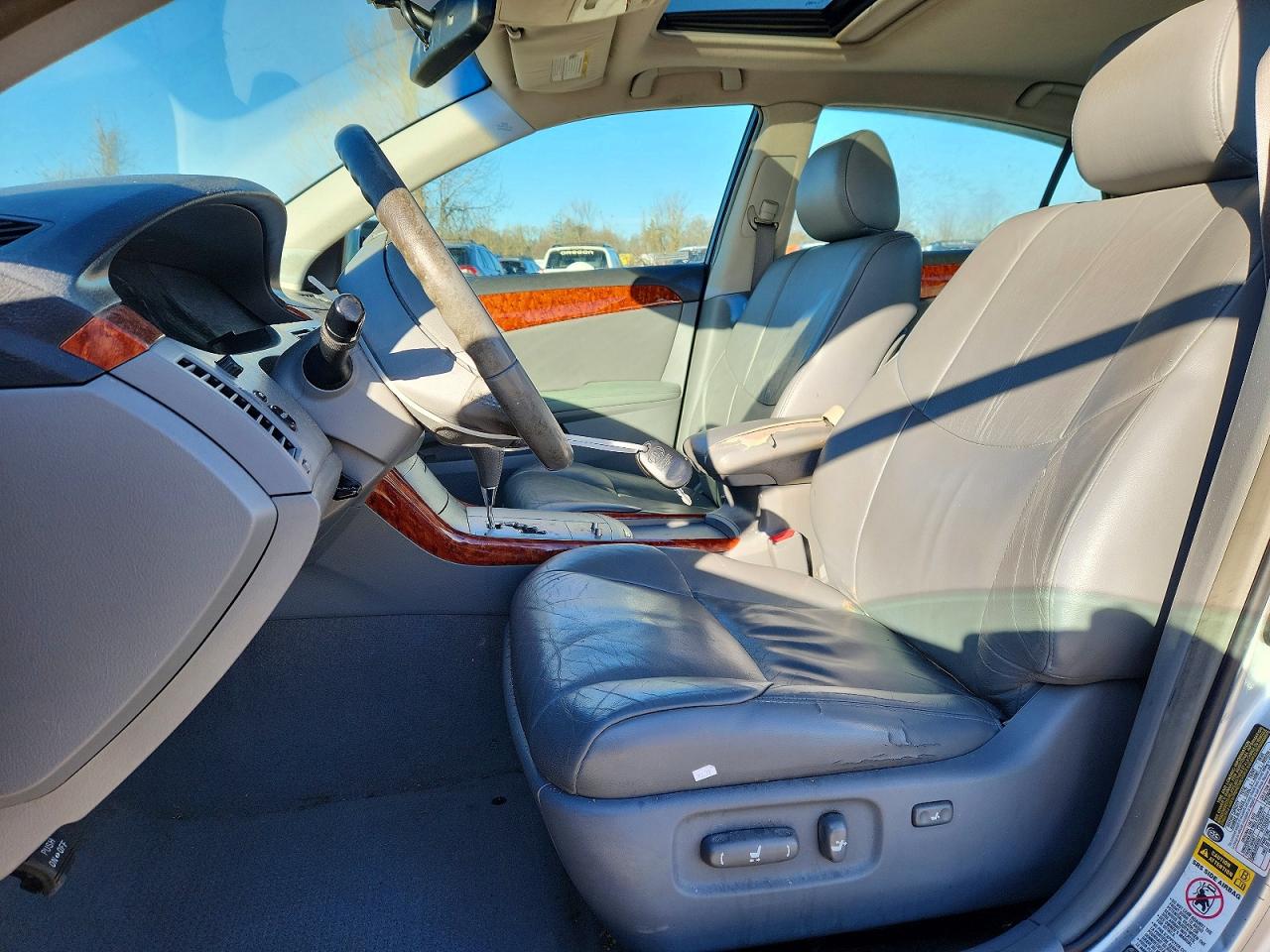 2006 TOYOTA AVALON XL photo 7