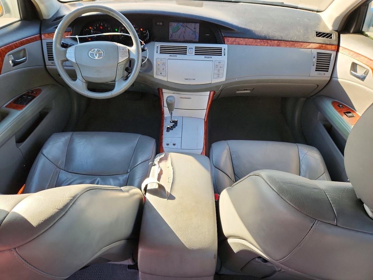 2006 TOYOTA AVALON XL photo 8