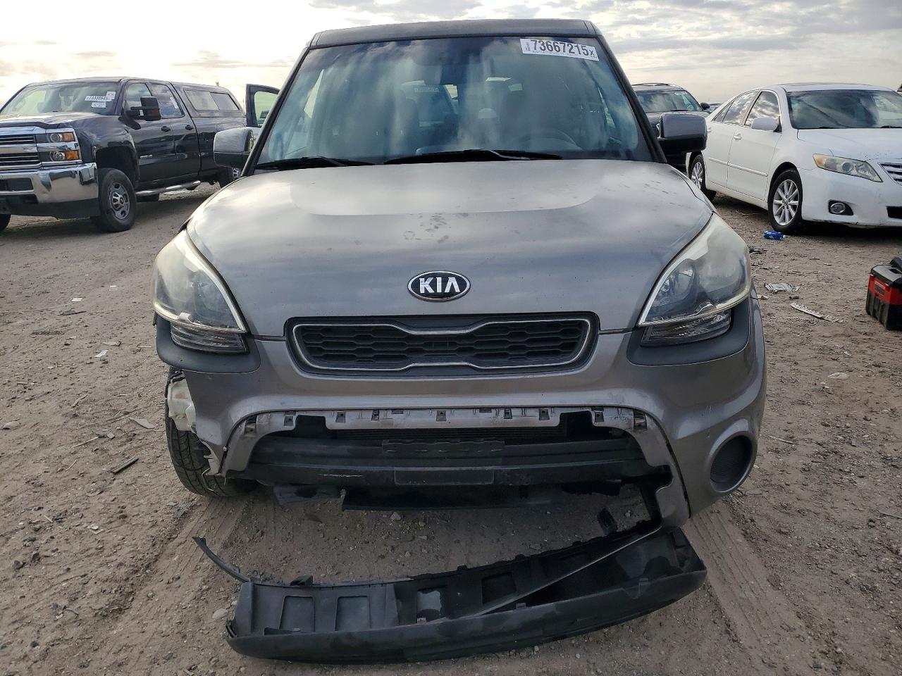 2013 KIA SOUL photo 9