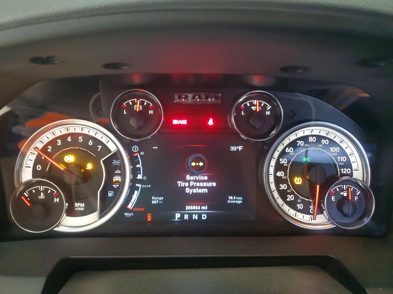 2014 RAM 1500 SLT photo 25