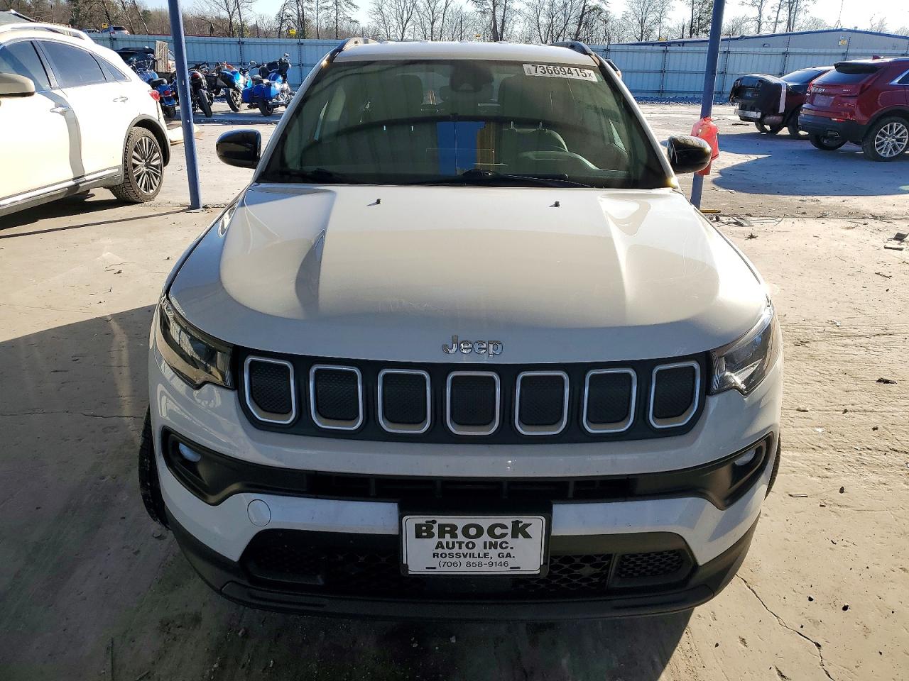 2022 JEEP COMPASS LATITUDE LUX photo 9