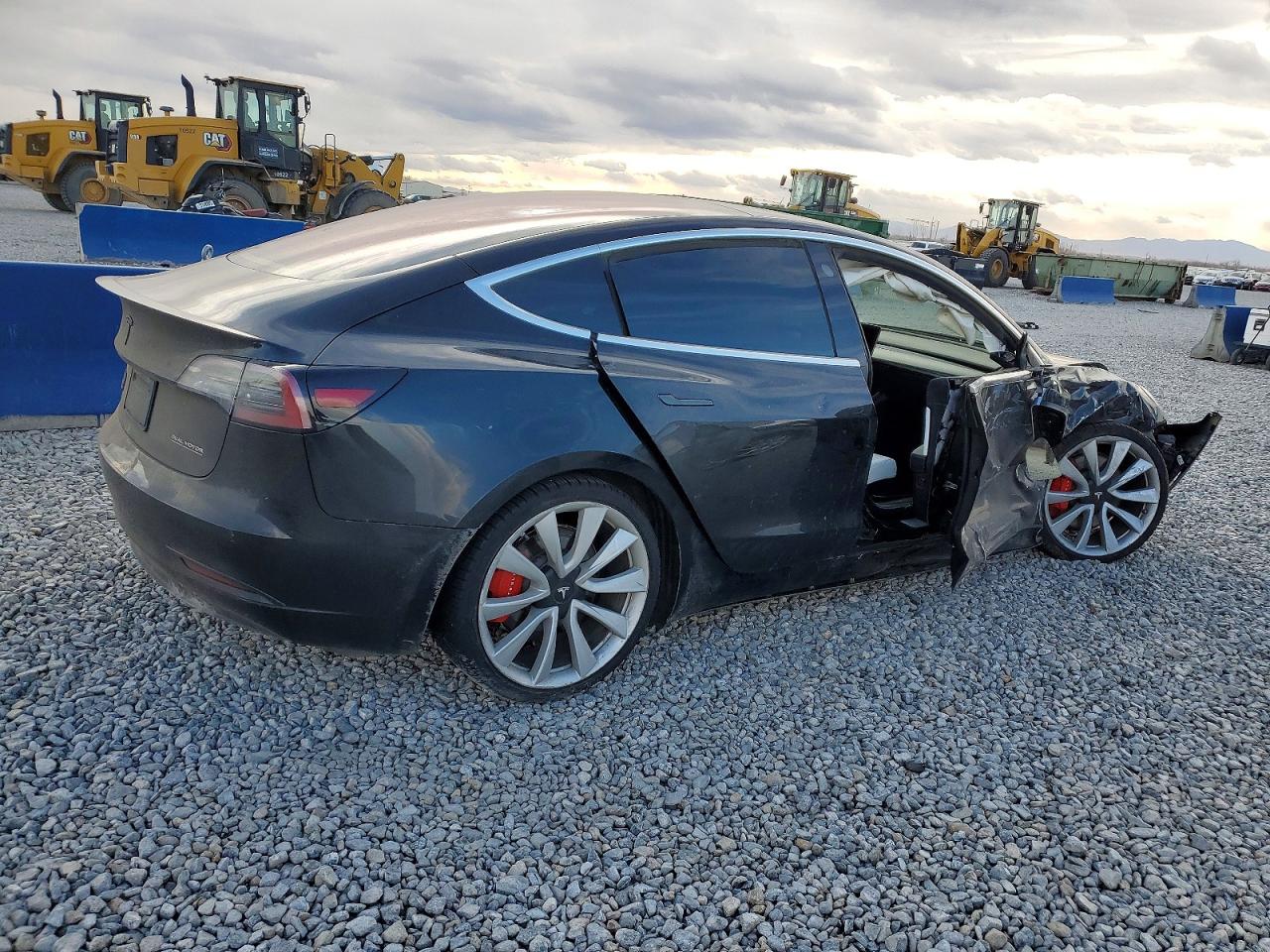 2019 TESLA MODEL 3 photo 5