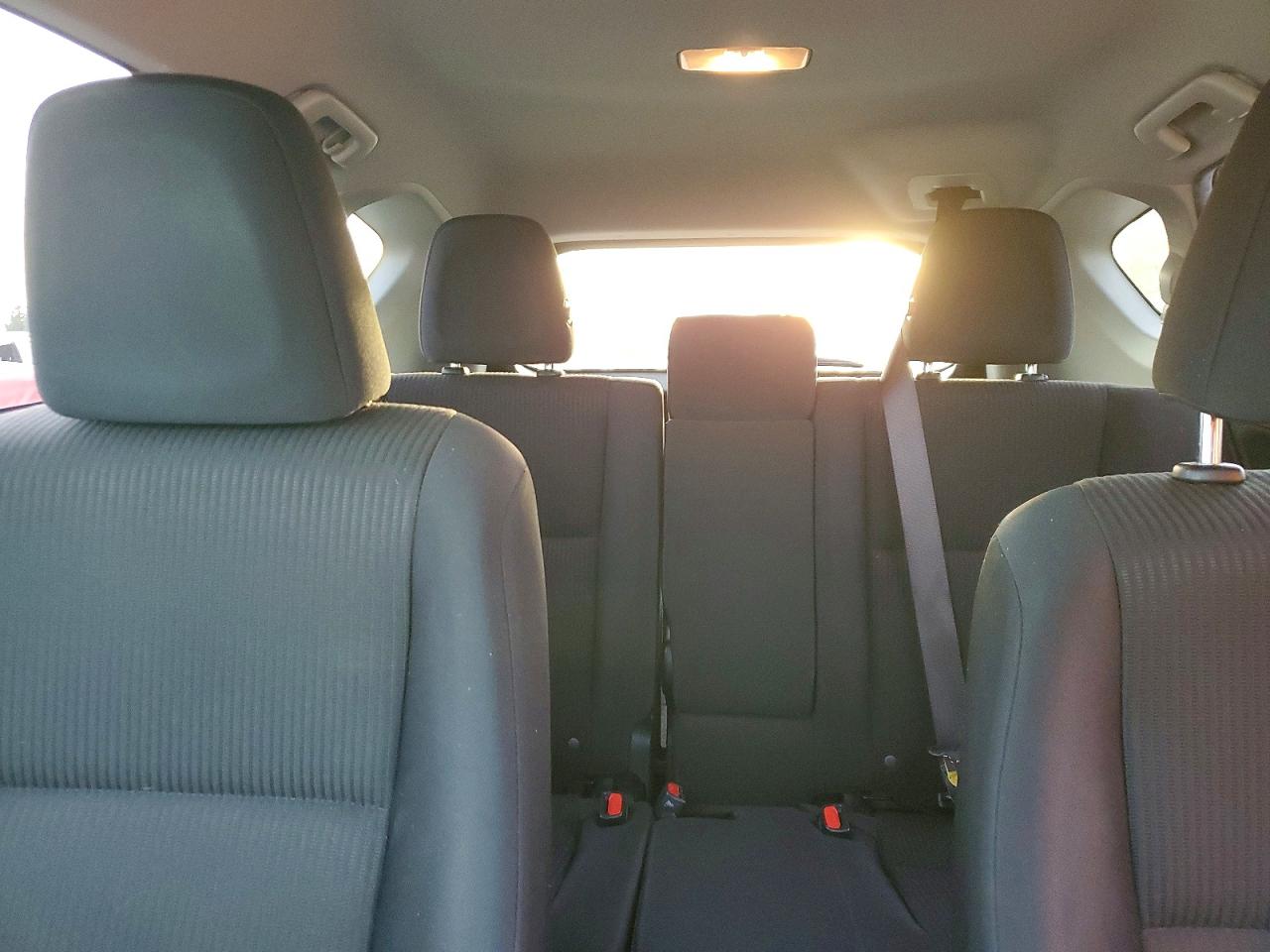 2018 TOYOTA RAV4 LE photo 19