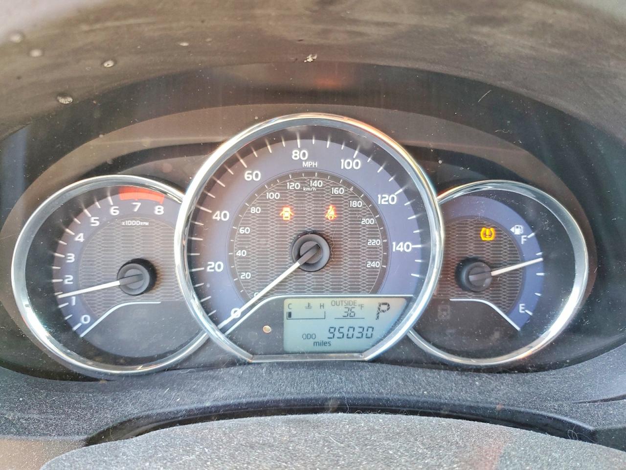 2014 TOYOTA COROLLA L photo 9