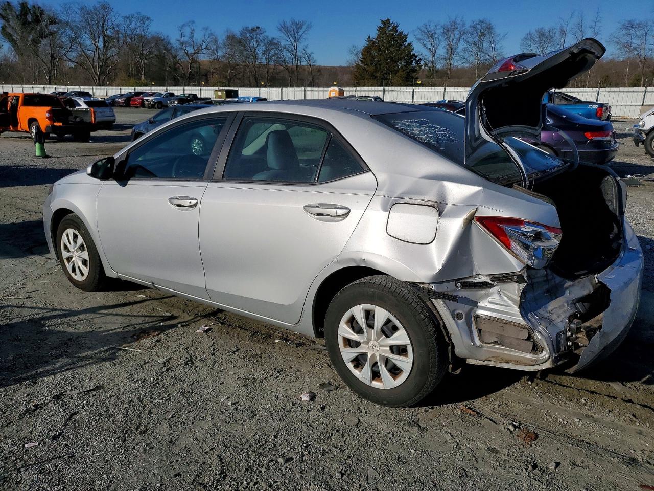2014 TOYOTA COROLLA L photo 2