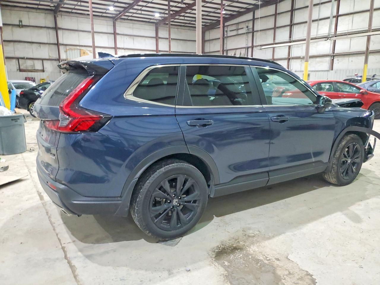 2025 HONDA CR-V SPORT TOURING photo 3