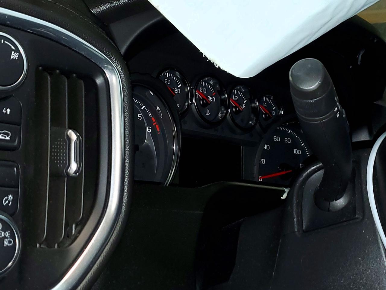 2019 CHEVROLET SILVERADO K1500 LT photo 17