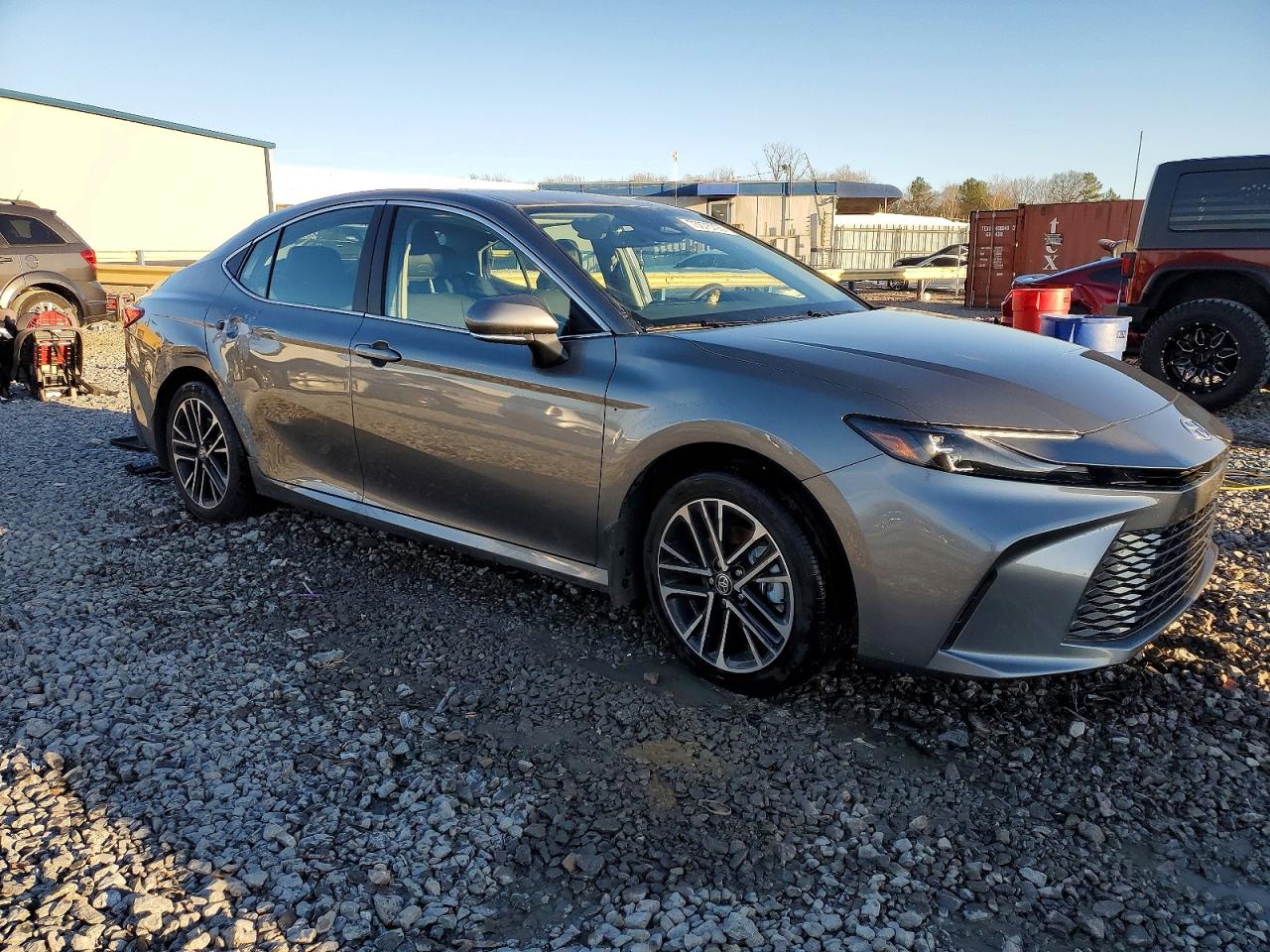 2026 TOYOTA CAMRY XLE photo 7
