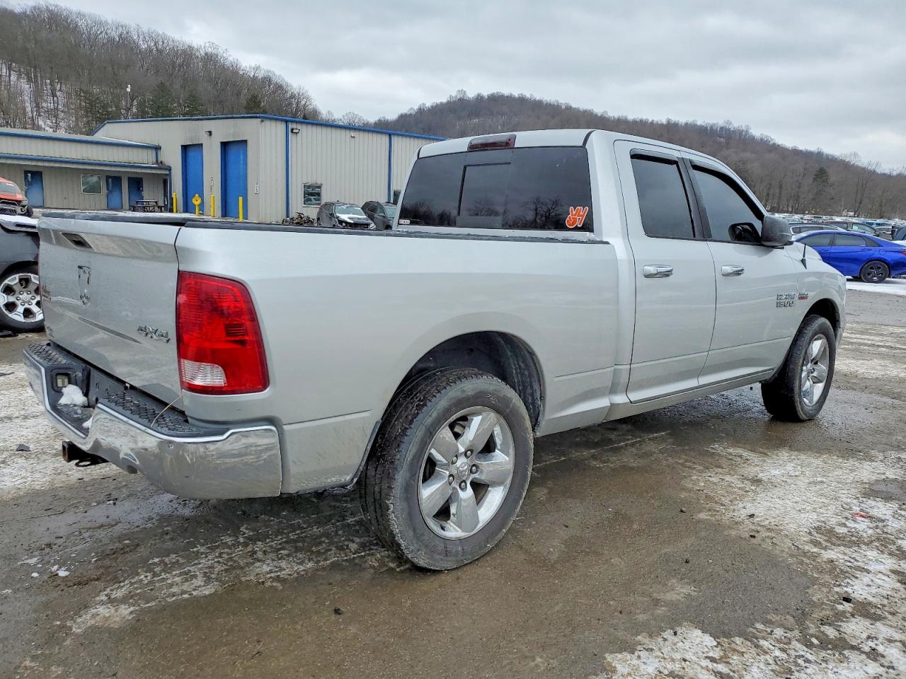 2014 RAM 1500 SLT photo 7