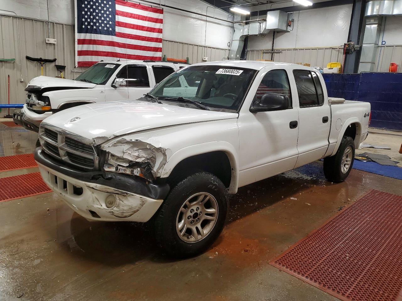 2004 DODGE DAKOTA