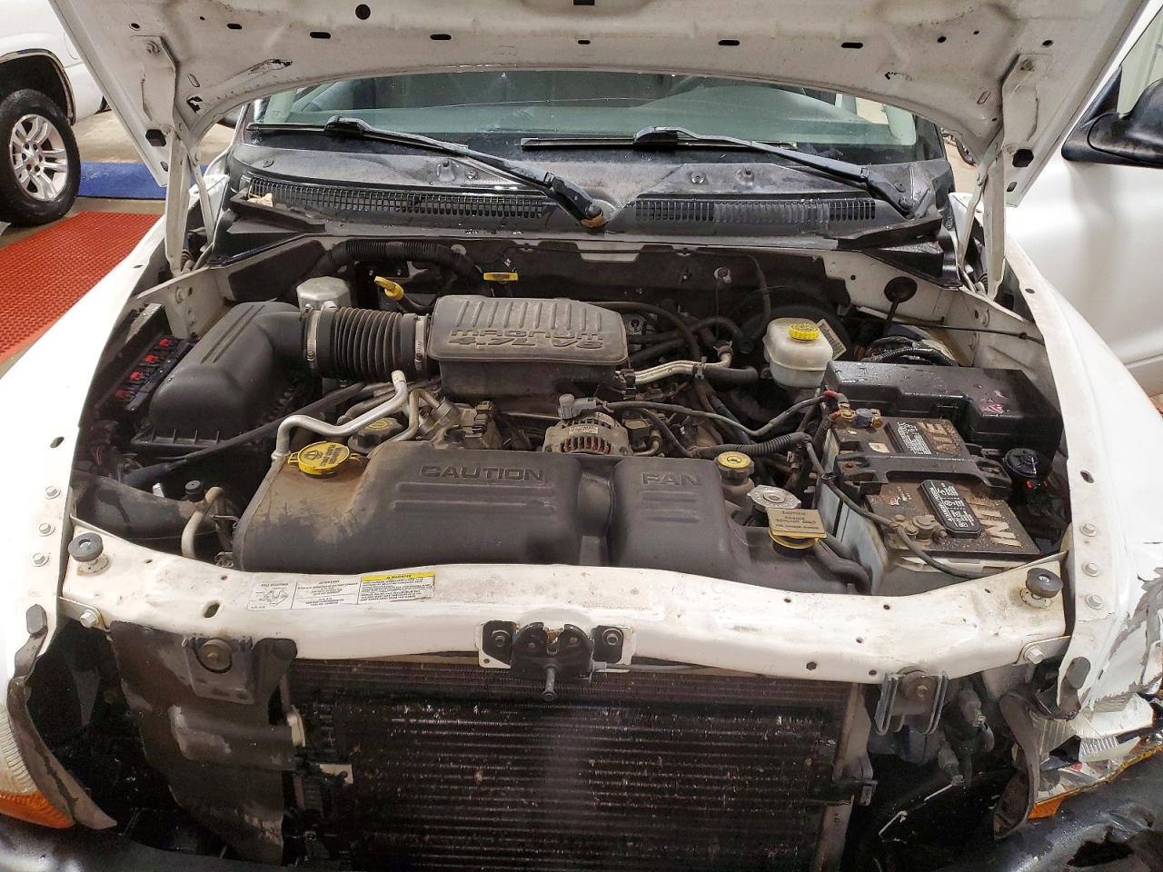 2004 DODGE DAKOTA QUAD SPORT photo 11