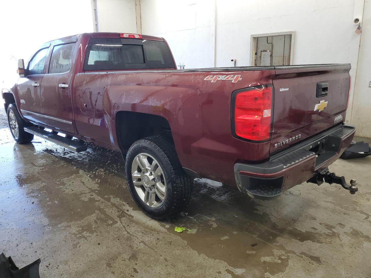 2017 CHEVROLET SILVERADO K2500 HIGH COUNTRY photo 2