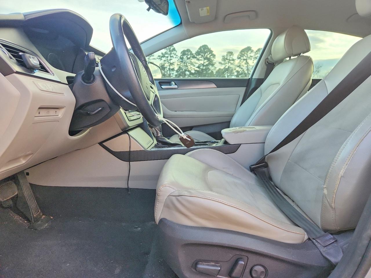 2015 HYUNDAI SONATA SPORT photo 7