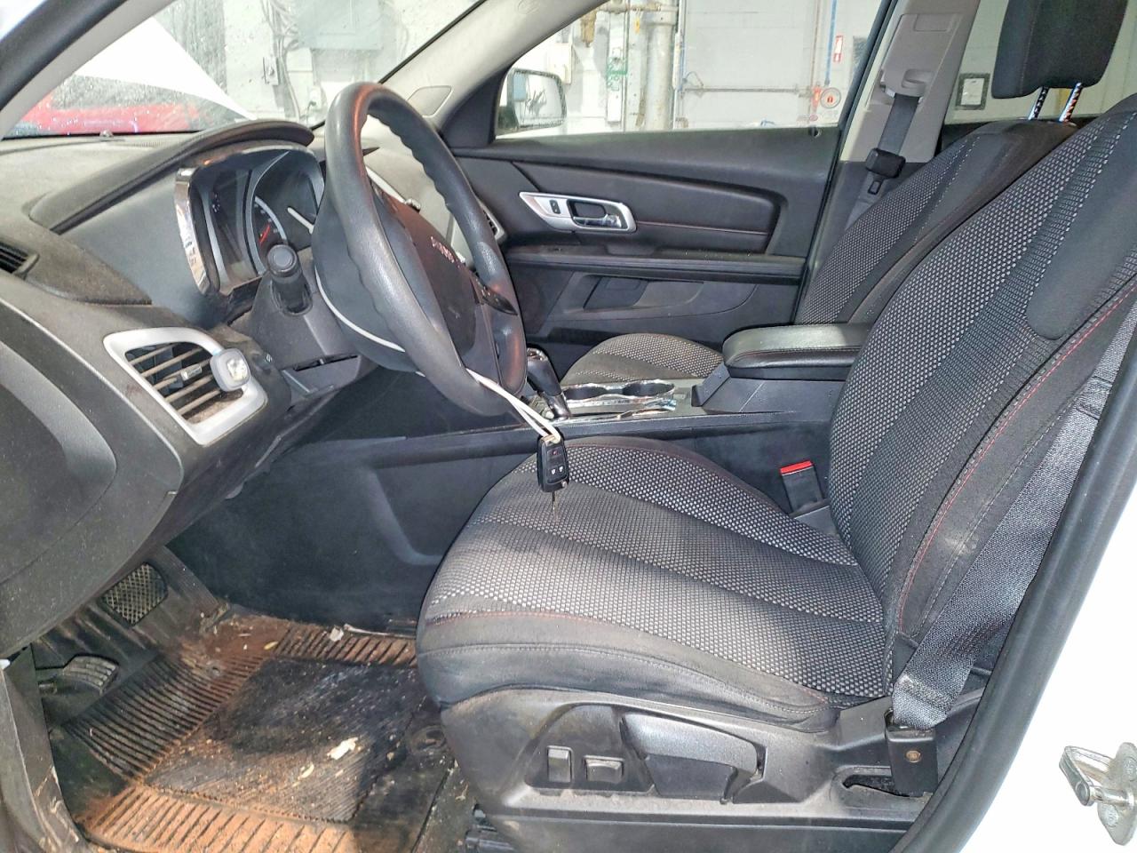 2017 GMC TERRAIN SLE photo 13