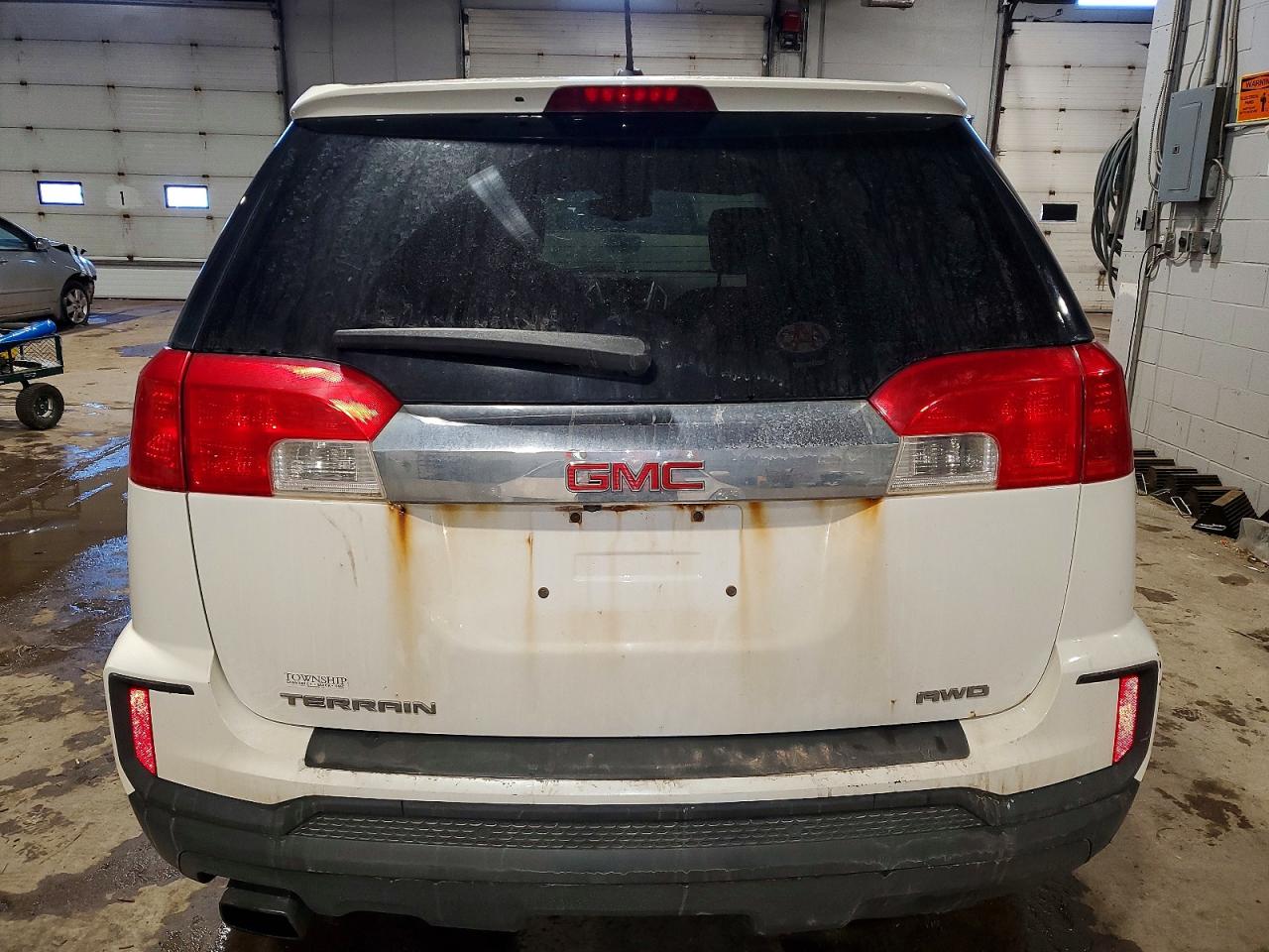 2017 GMC TERRAIN SLE photo 11