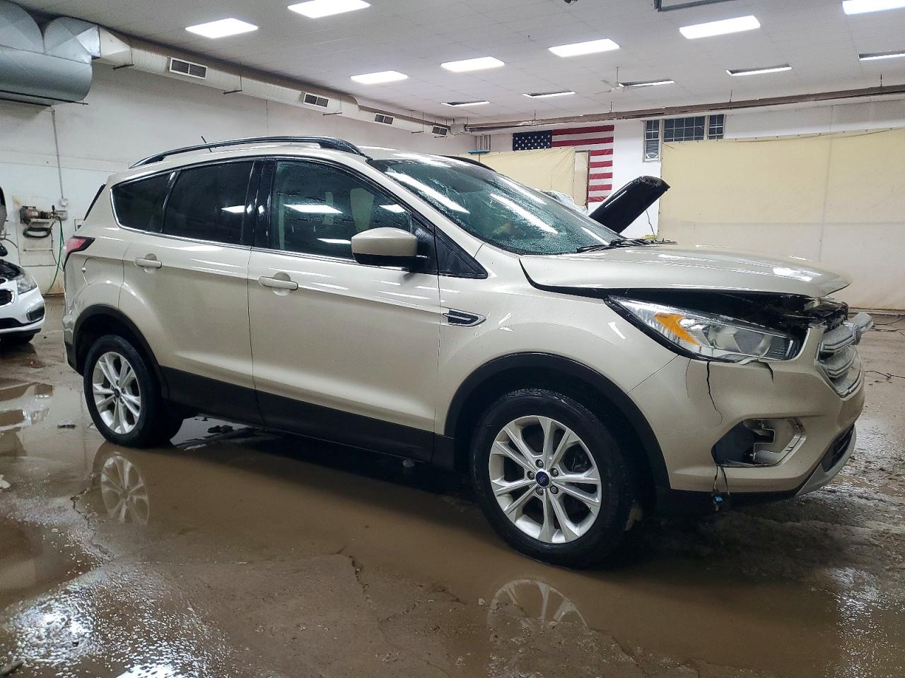 2018 FORD ESCAPE SEL photo 10