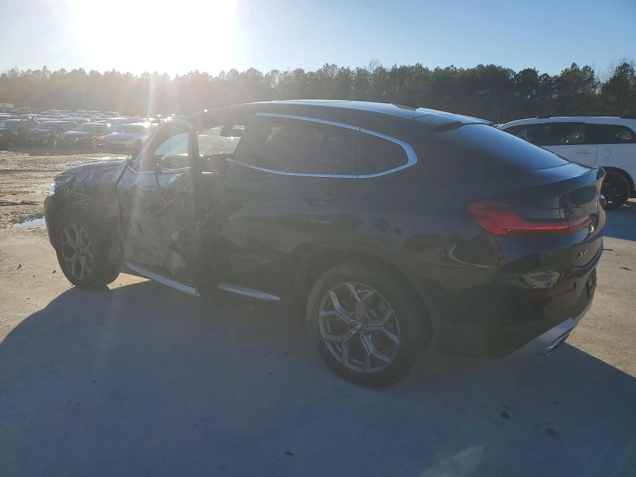 2024 BMW X4 XDRIVE30I photo 2