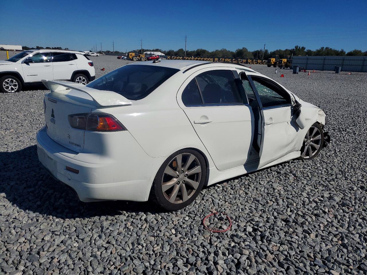 2014 MITSUBISHI LANCER RALLIART photo 3