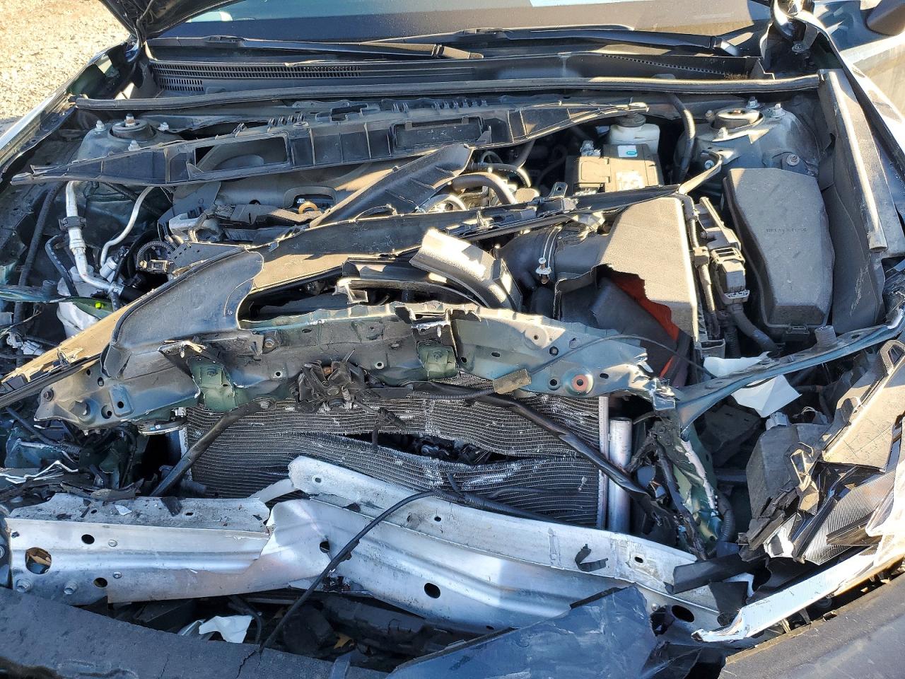 2021 TOYOTA CAMRY LE photo 21