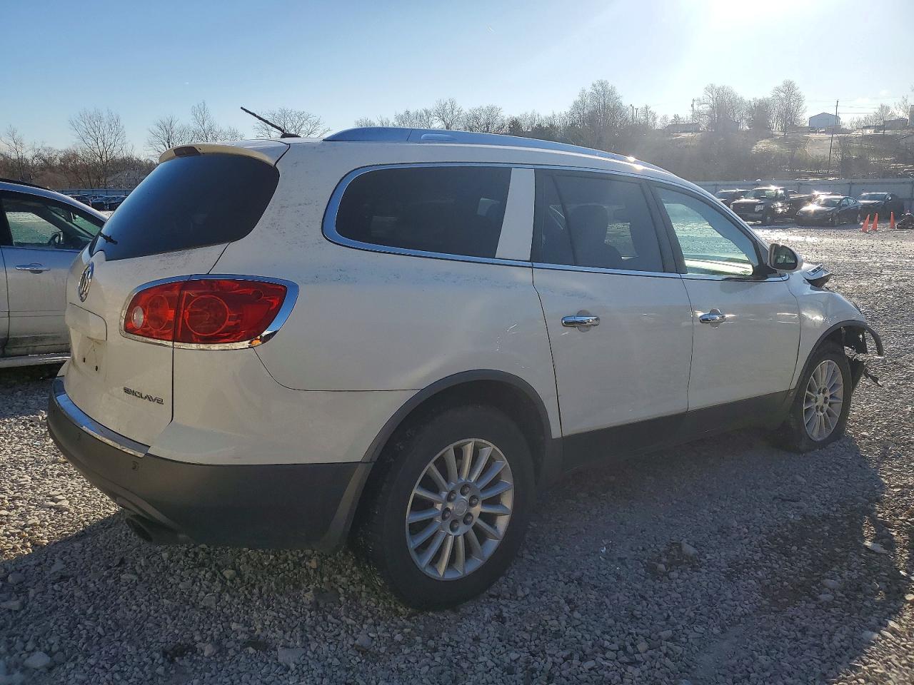 2010 BUICK ENCLAVE CX photo 3