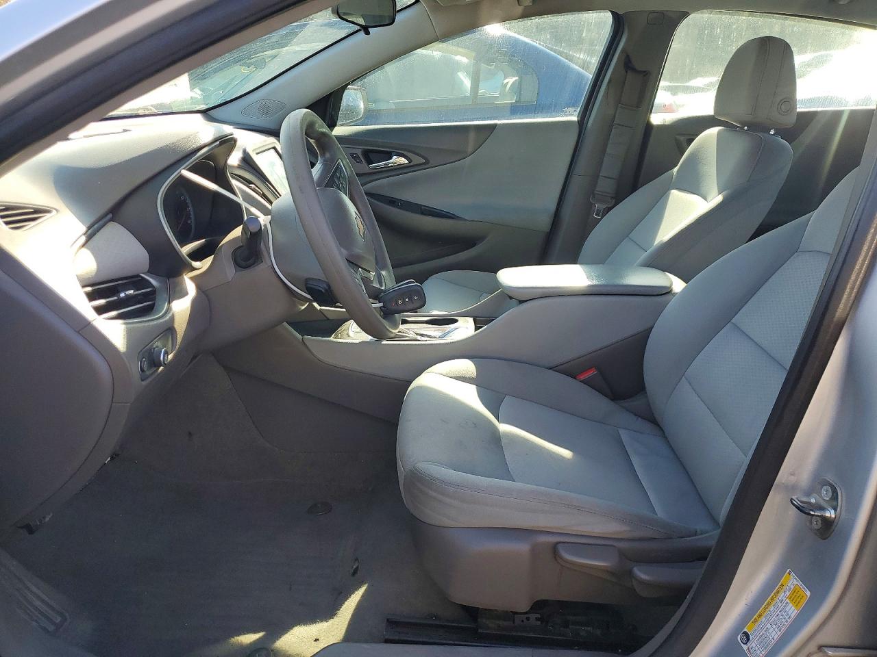 2018 CHEVROLET MALIBU LS photo 7