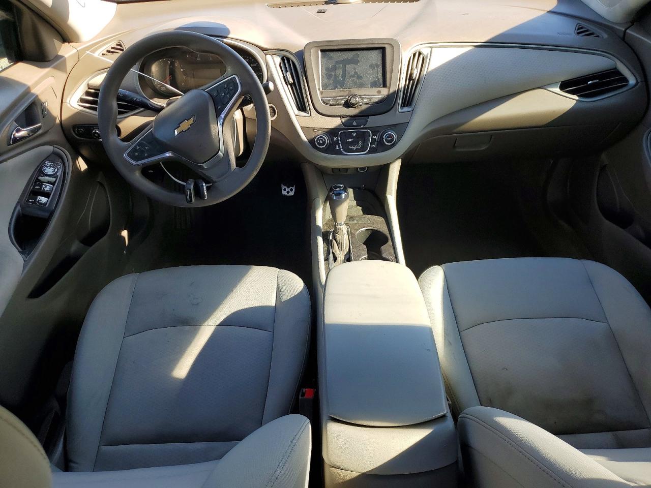 2018 CHEVROLET MALIBU LS photo 8
