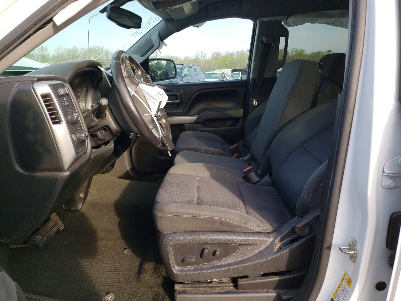 2017 CHEVROLET SILVERADO K1500 LT photo 13