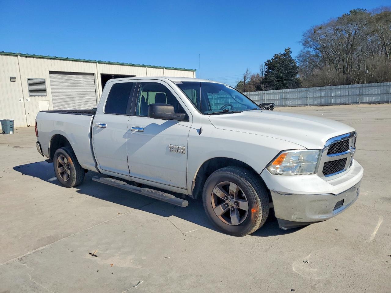 2016 RAM 1500 photo 7