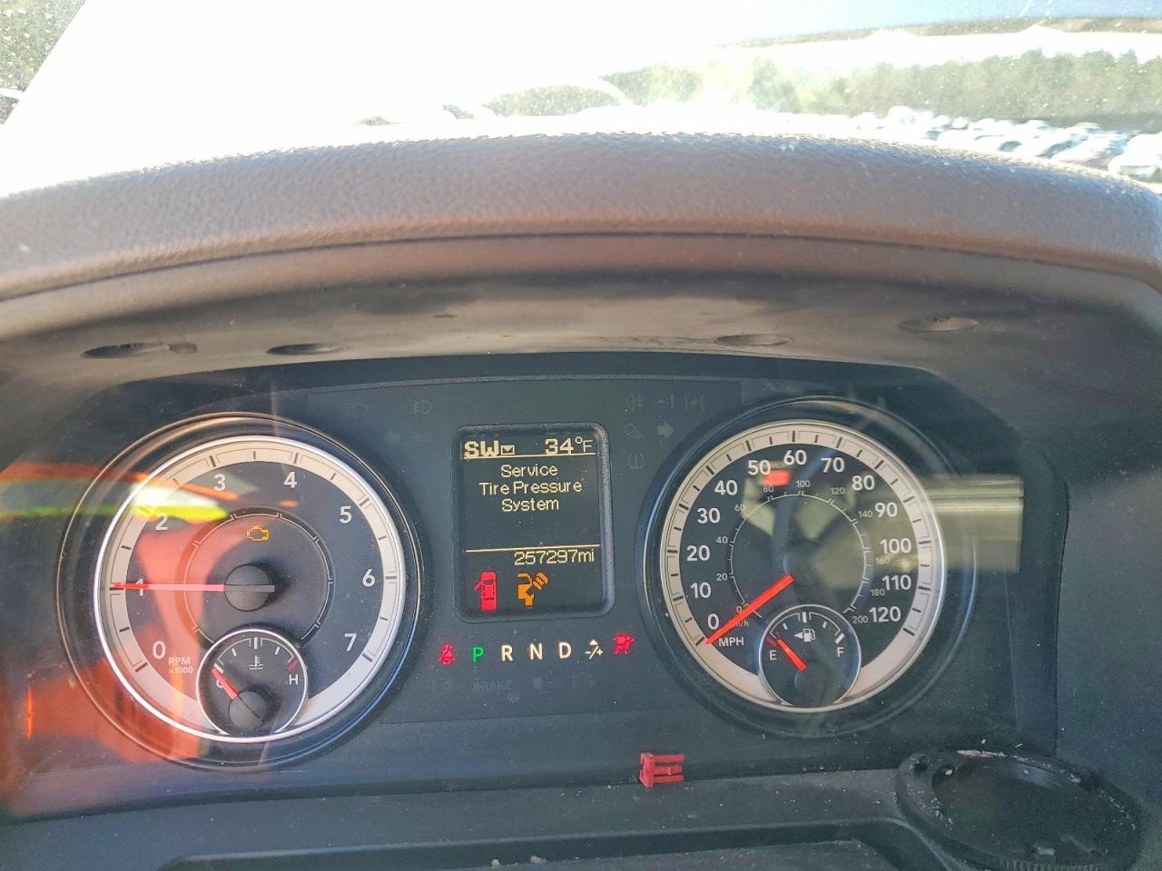2016 RAM 1500 photo 17