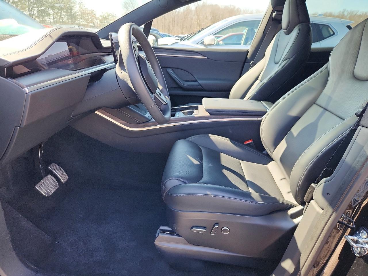 2024 TESLA MODEL X photo 7